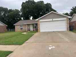 featured image of 208 Bobbie Ann Ct