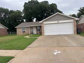 208 Bobbie Ann Ct - Photo 1 of 1