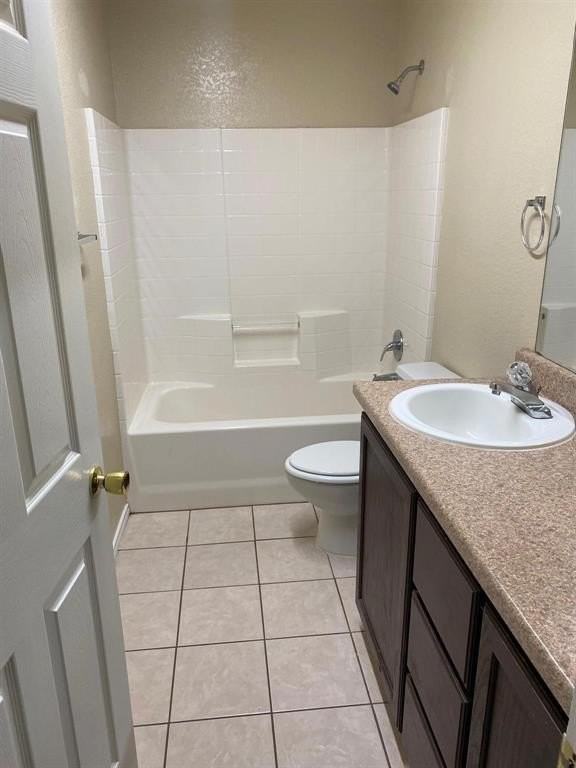 208 Bobbie Ann Ct - Photo 6 of 13