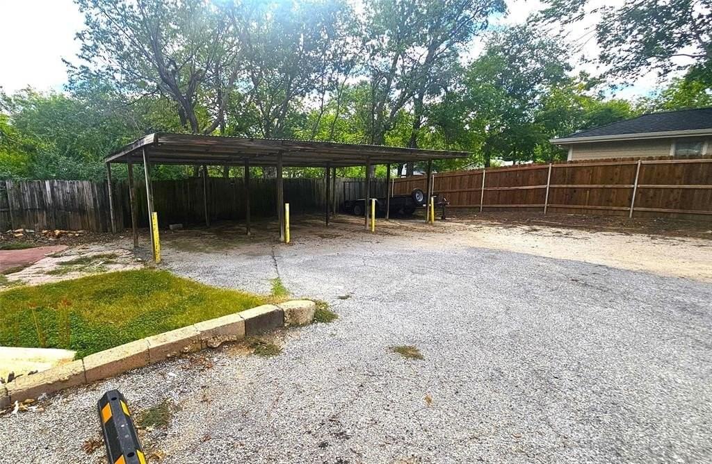 1015 S Welch St #C - Photo 4 of 24