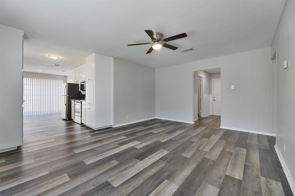 6609 Bernadine Dr - Photo 4 of 25