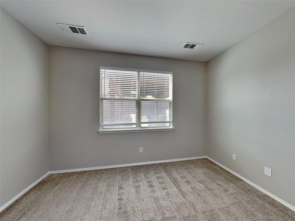 10401 Turning Leaf Trl - Photo 6 of 19