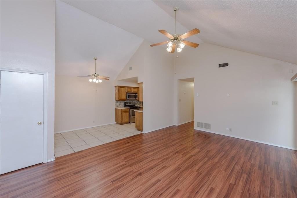 1902 Lee Dr - Photo 5 of 22