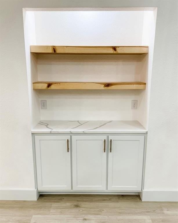 3211 N Central St - Photo 4 of 8