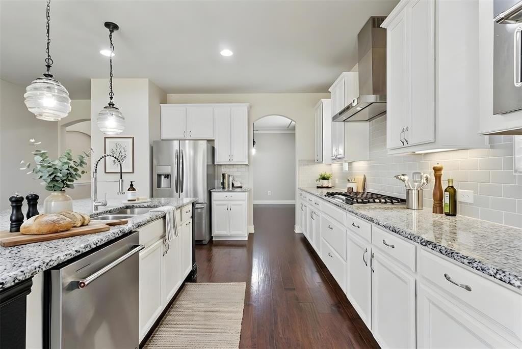 1404 Madrid Falls Dr - Photo 6 of 29