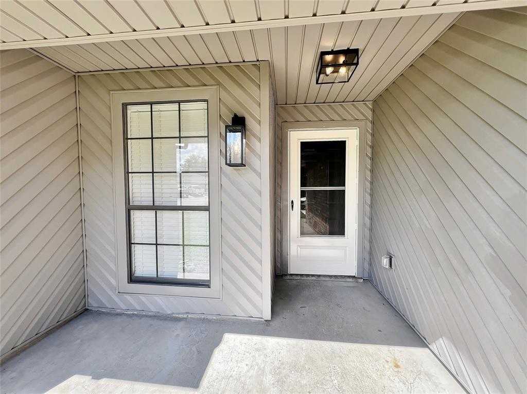 2 Redford Ct - Photo 2 of 21