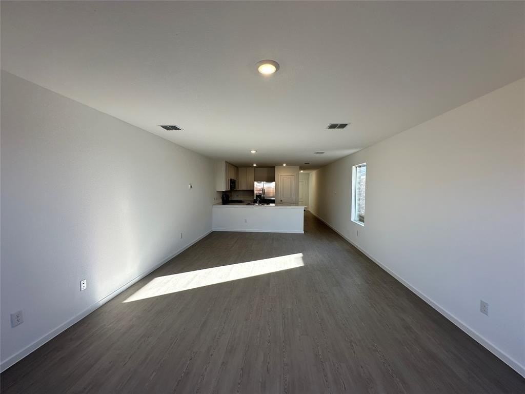 1629 Elliott Rd - Photo 3 of 14