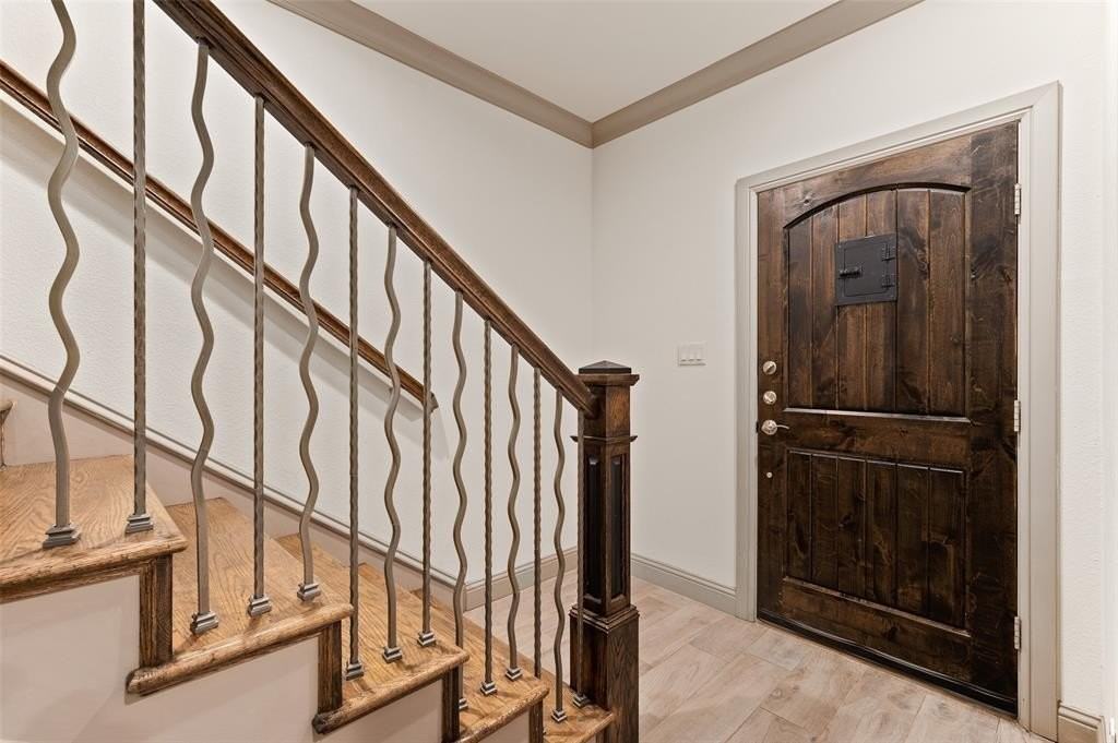 3126 Ross Ave #2 - Photo 2 of 28