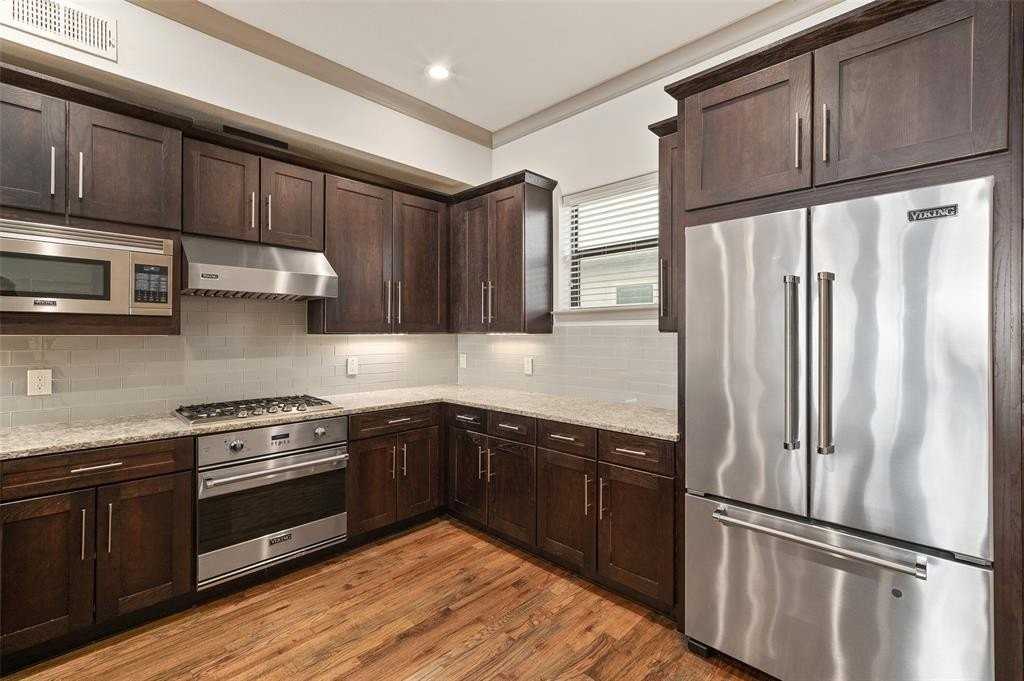 3126 Ross Ave #2 - Photo 4 of 28