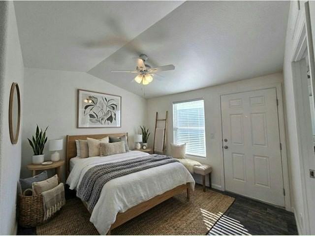 3825 N Nellis Blvd Trlr 61 #61 - Photo 3 of 7