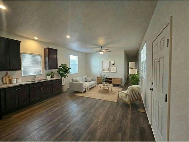 3825 N Nellis Blvd Trlr 32 #32 - Photo 2 of 8