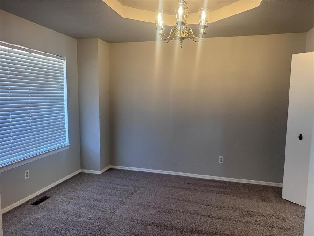 12216 Sylvester Dr - Photo 4 of 20