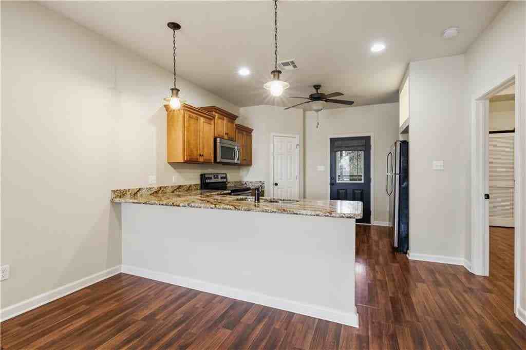 518 Erlanger Ave - Photo 3 of 11