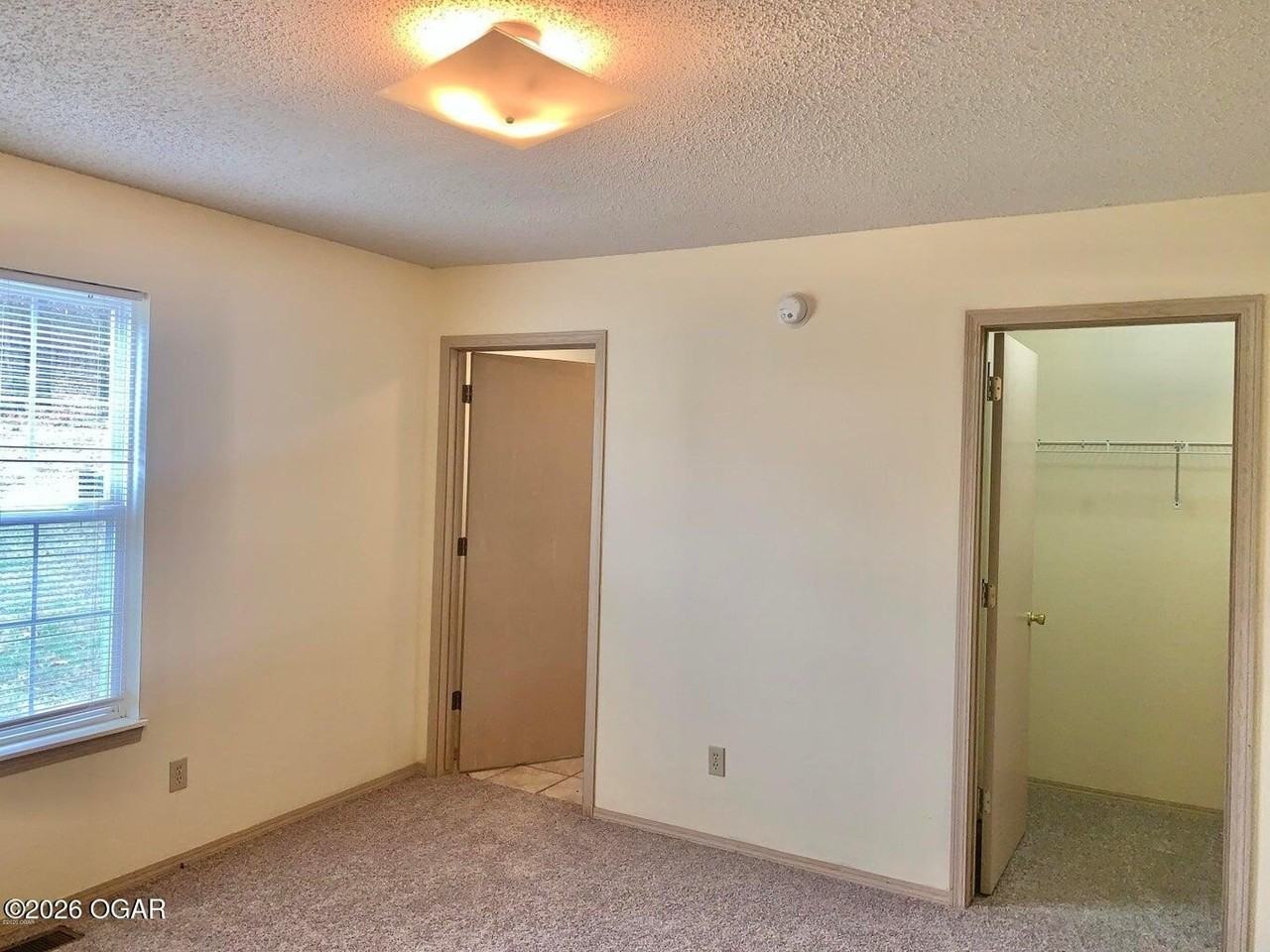 1655 Mayberry Dr - Photo 6 of 10