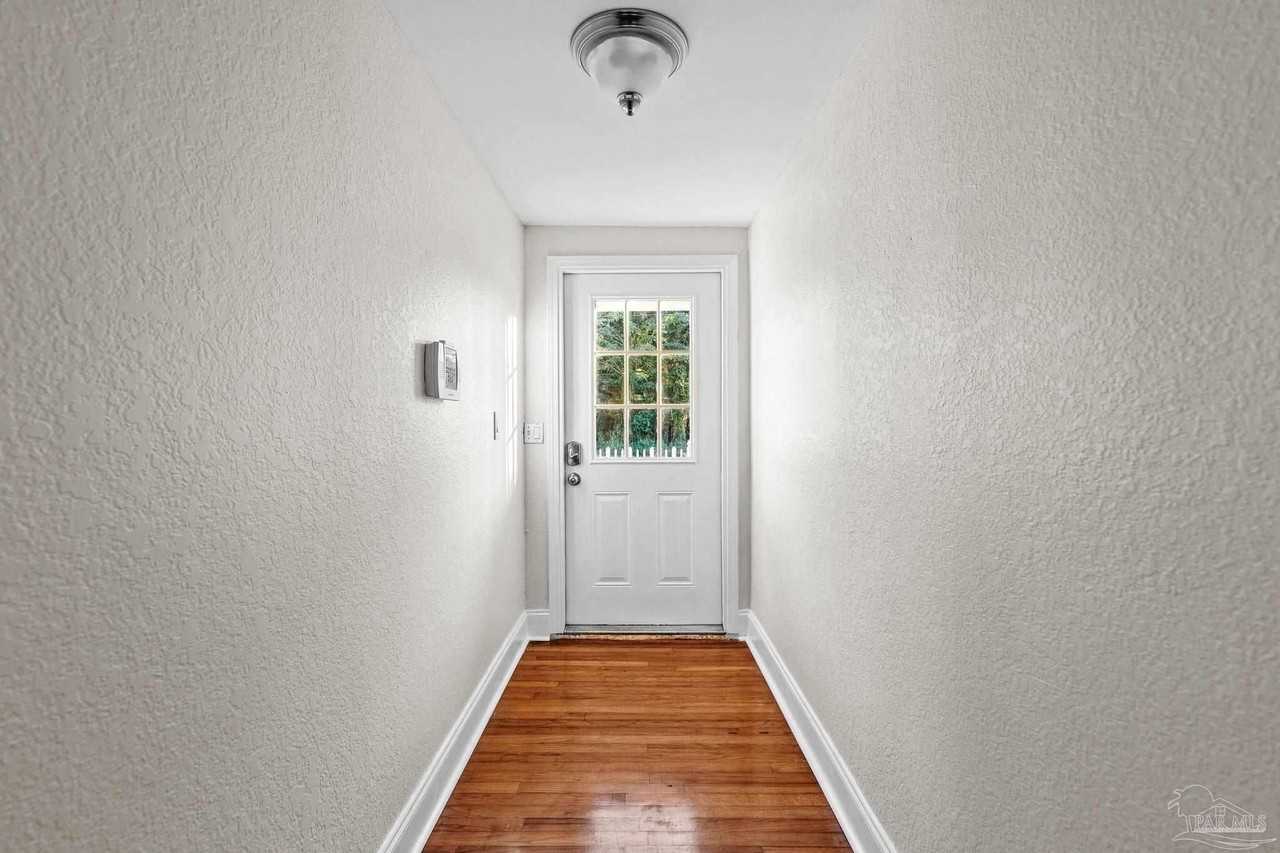 162 W Burgess Rd - Photo 3 of 30