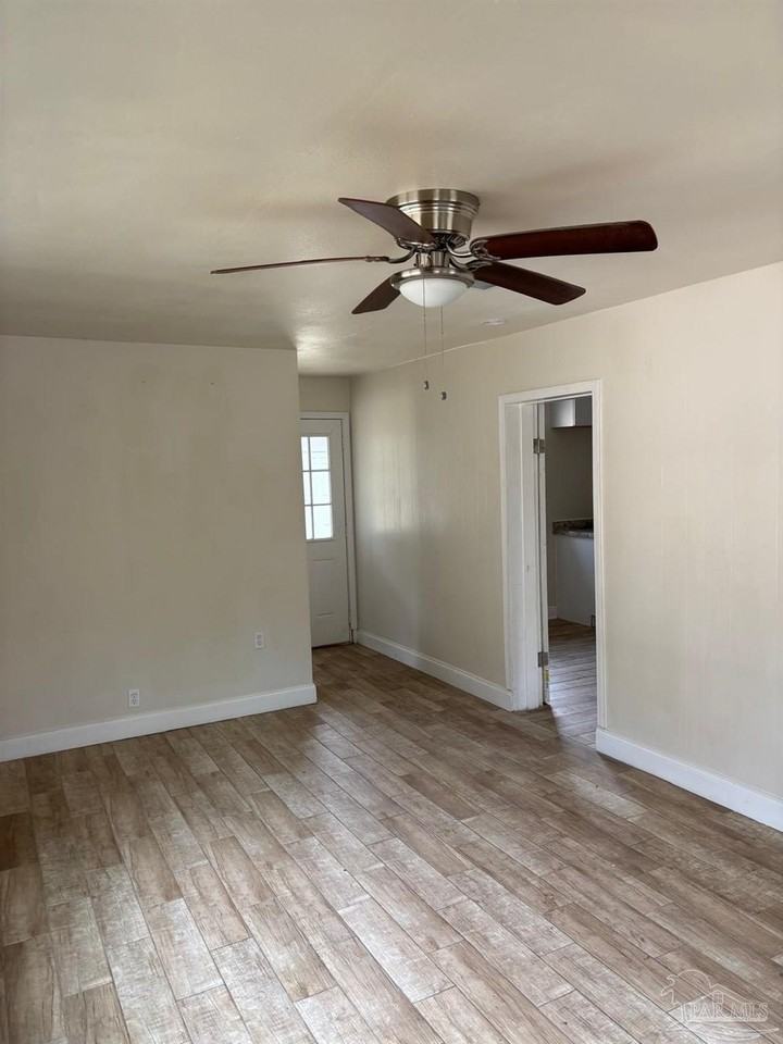 8630 Sonnyboy Ln - Photo 5 of 19