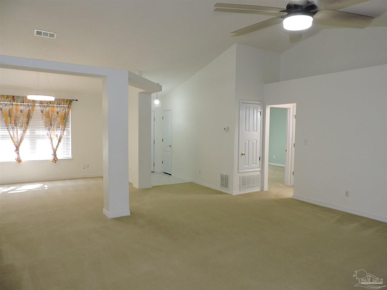 5626 Rosebay St - Photo 6 of 32