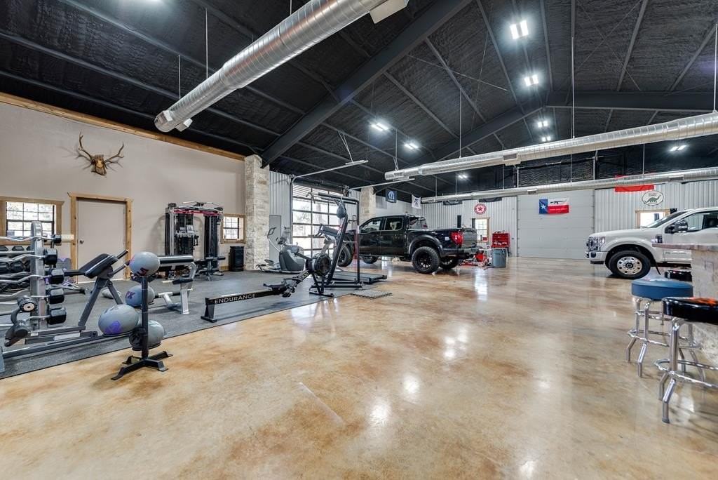 6207 N County Road 1244 - Photo 4 of 50