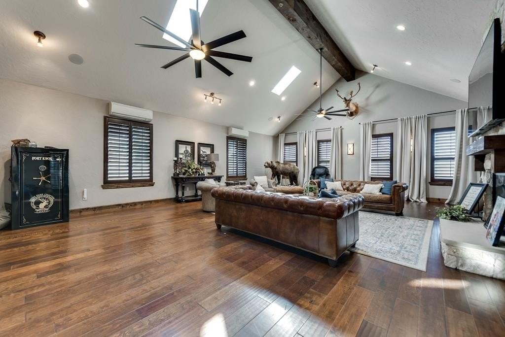 6207 N County Road 1244 - Photo 7 of 50