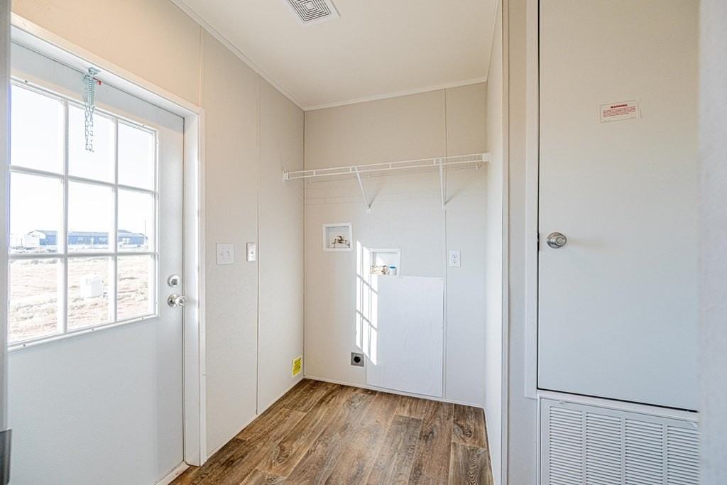 2936 Atasco Dr - Photo 6 of 30