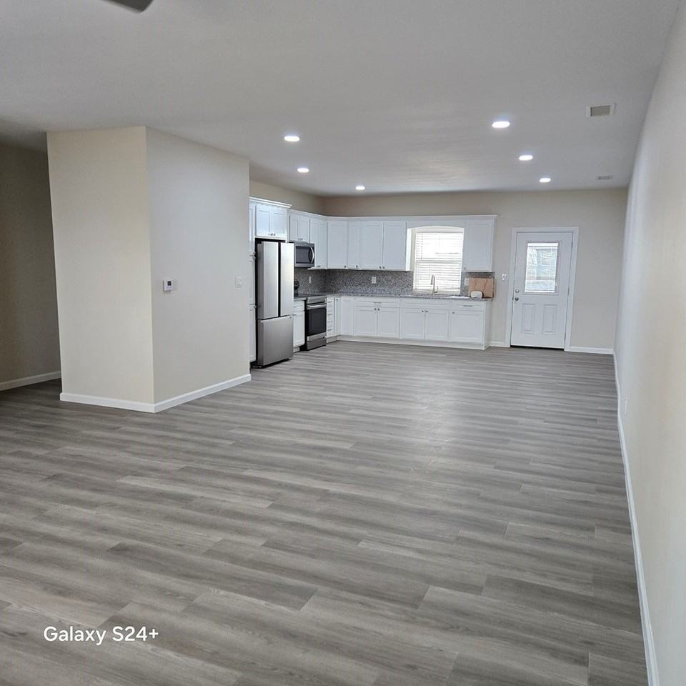 6615 E County Road 61 Unit 101 - Photo 3 of 13