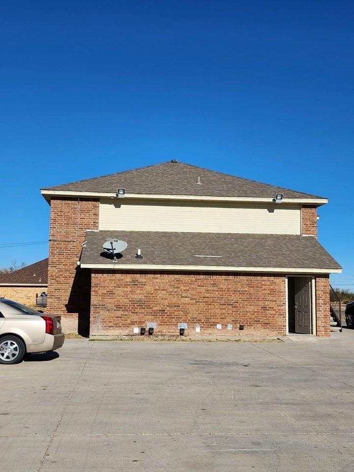 1307 N Carol Ave Unit A2 - Photo 4 of 33