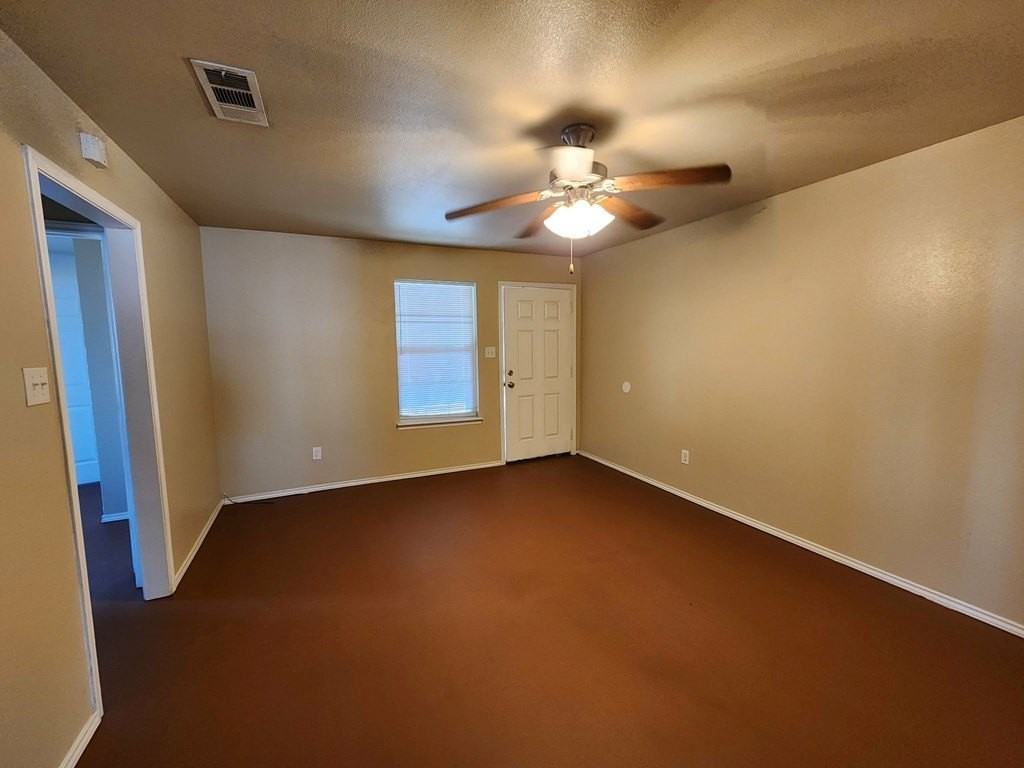 1307 N Carol Ave Unit A2 - Photo 7 of 33