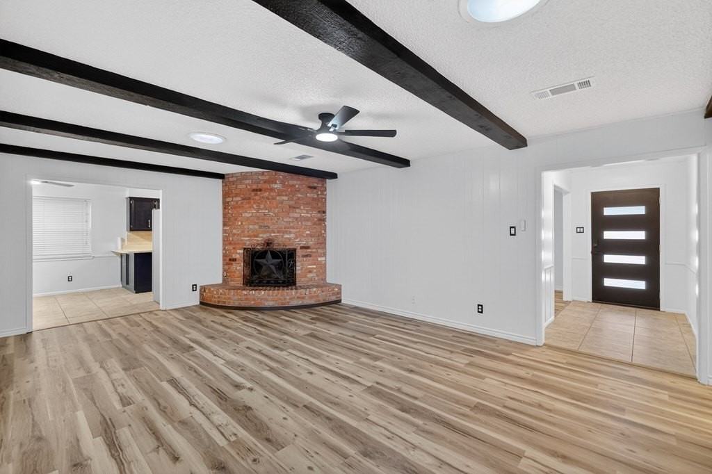 2821 Metz Dr - Photo 6 of 50