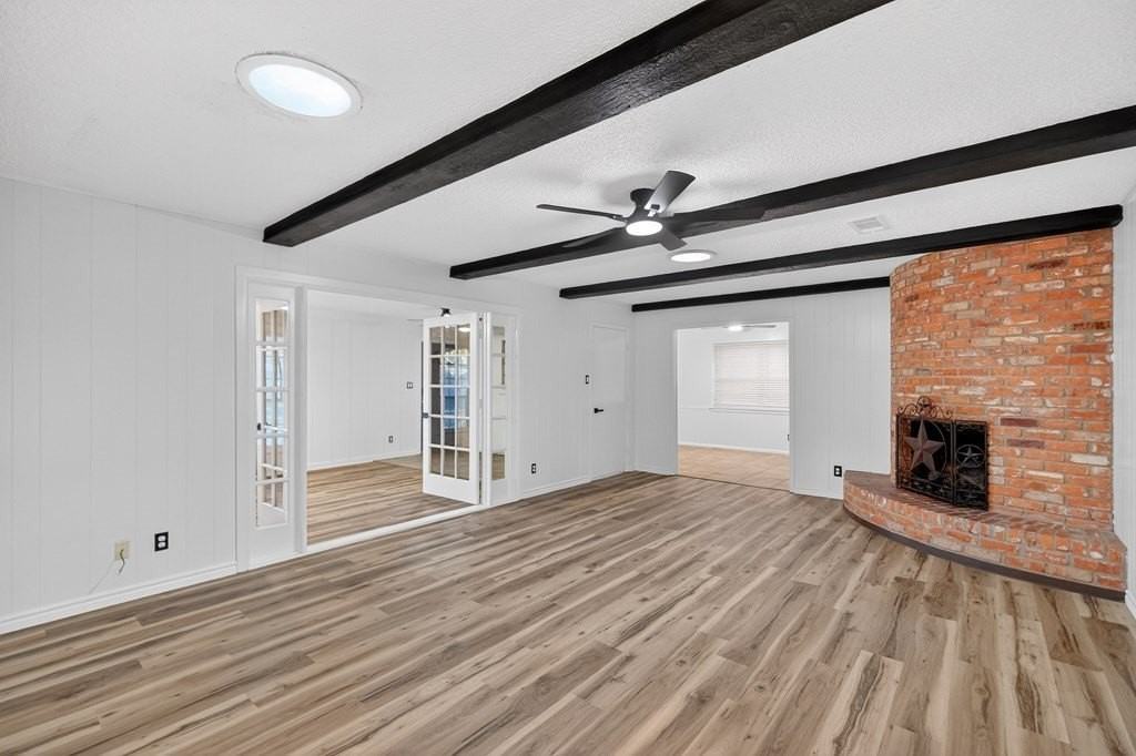 2821 Metz Dr - Photo 7 of 50