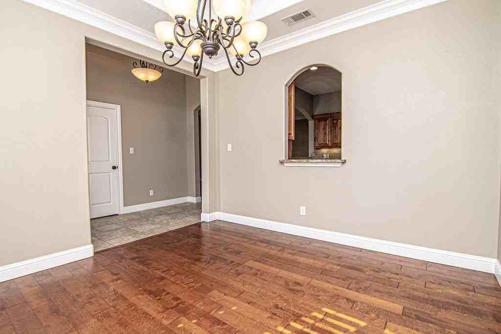 4304 Saltillo Ct - Photo 5 of 42