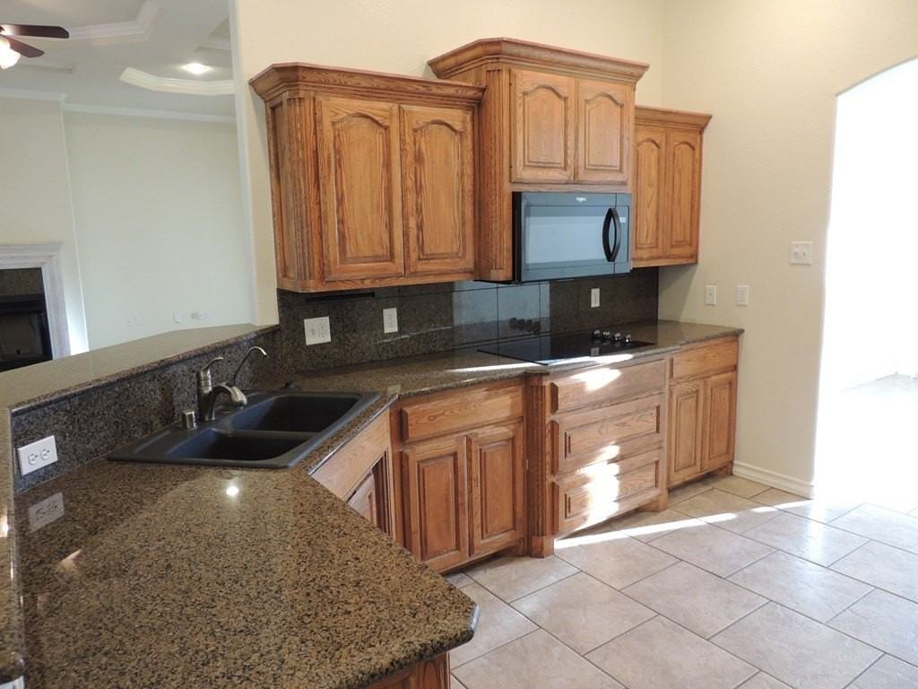 5110 Greathouse Ave - Photo 7 of 35