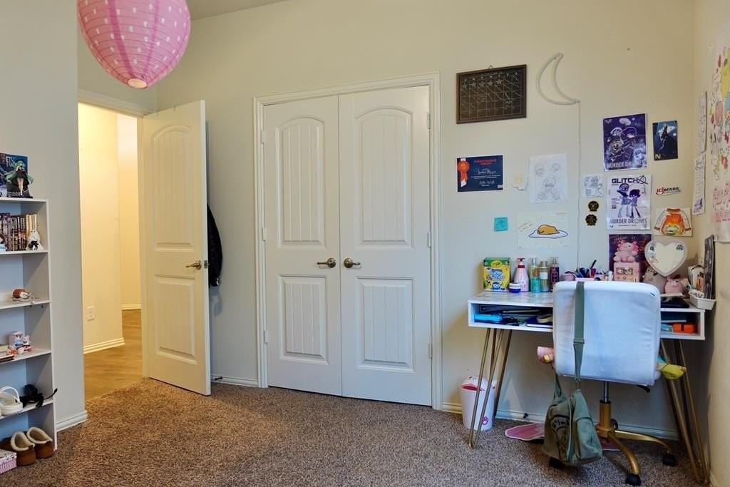 2326 Horizon Rd - Photo 5 of 42