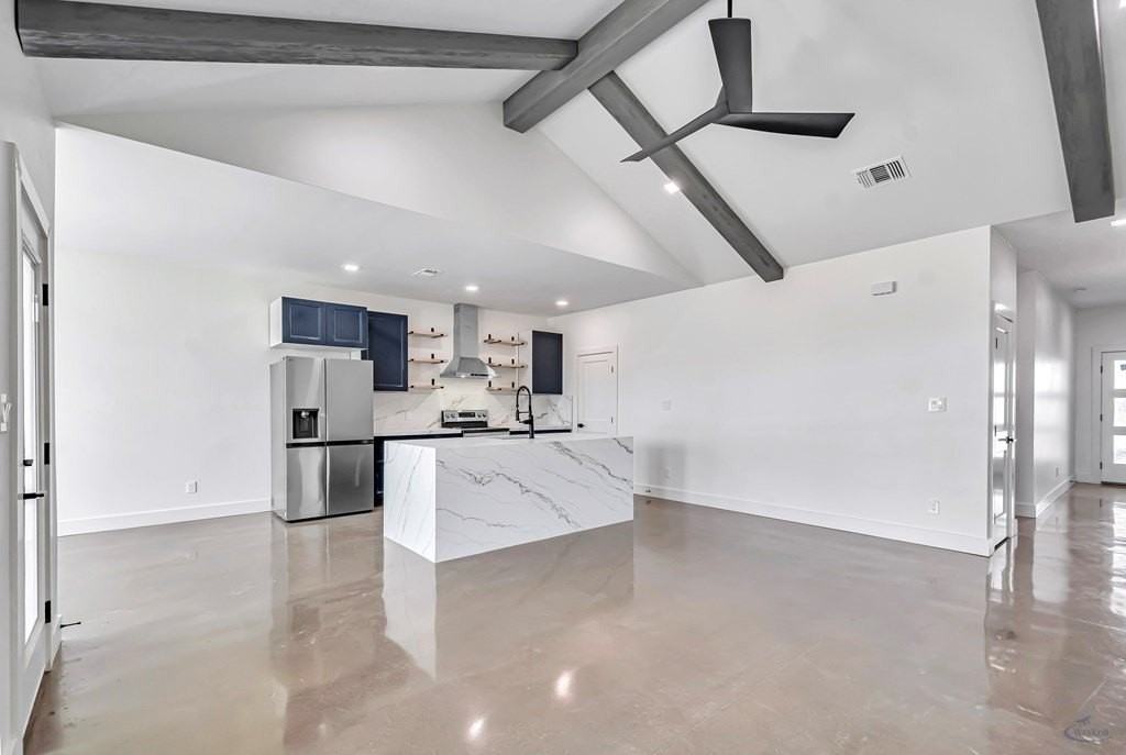 2101A N Main St - Photo 5 of 35