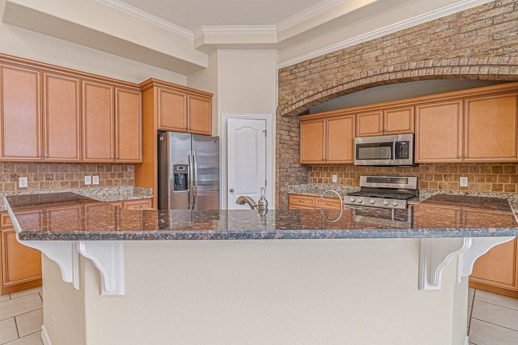 405 Springwood Ct - Photo 6 of 26