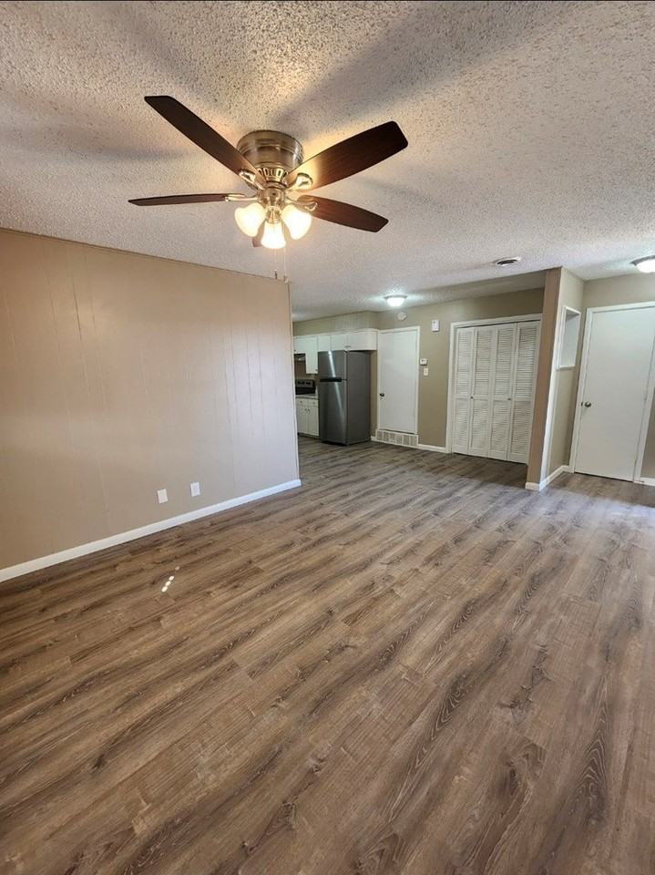 3310 Bedford Ave Apt A4 - Photo 4 of 17