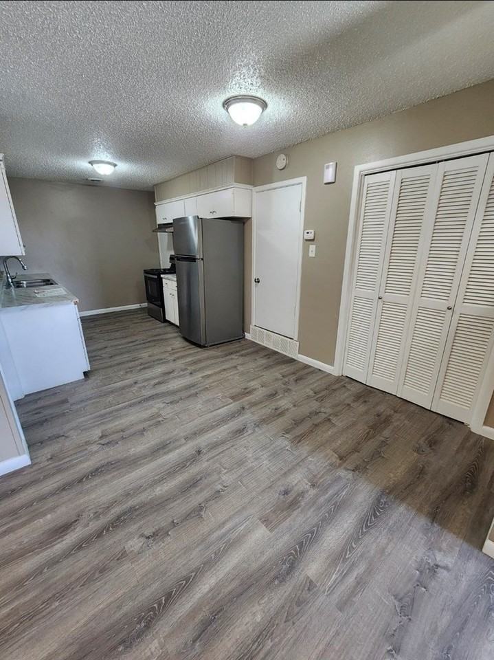 3310 Bedford Ave Apt A4 - Photo 5 of 17