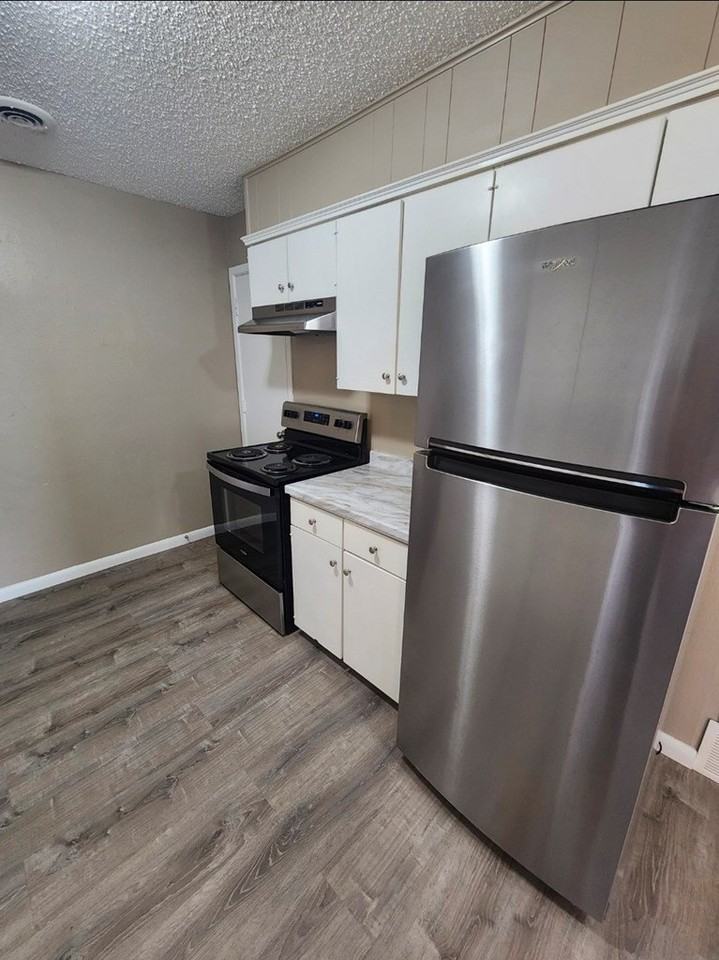 3310 Bedford Ave Apt A4 - Photo 7 of 17