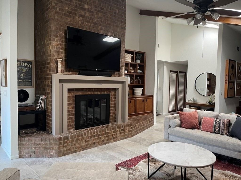 3609 Crestmont Dr - Photo 5 of 13