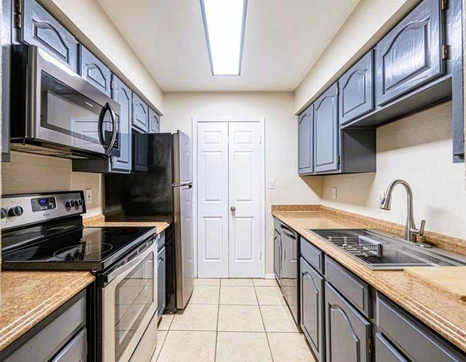 3330 Caldera Blvd Apt 245 - Photo 7 of 20