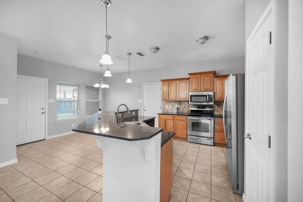 1121 1121 Laredo unit: Dr - Photo 5 of 25