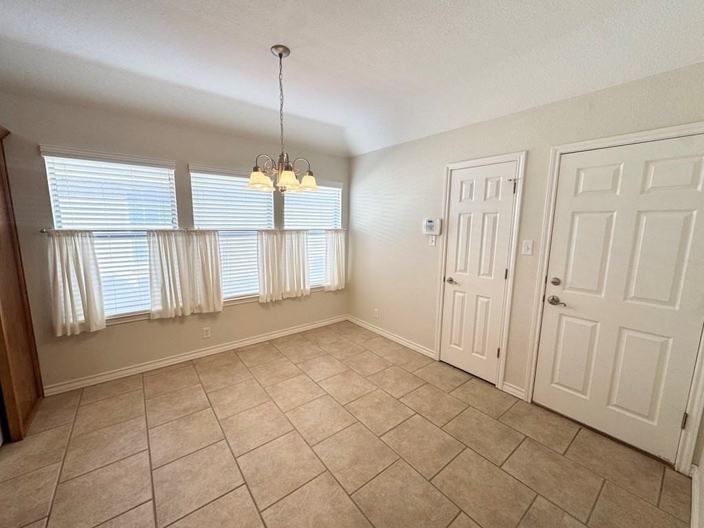 5621 Llano Ct - Photo 4 of 21