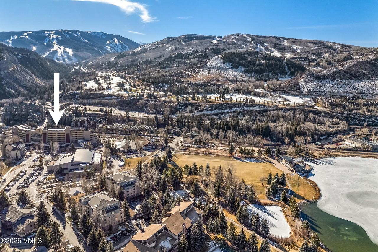 137 Benchmark Rd - Photo 2 of 30