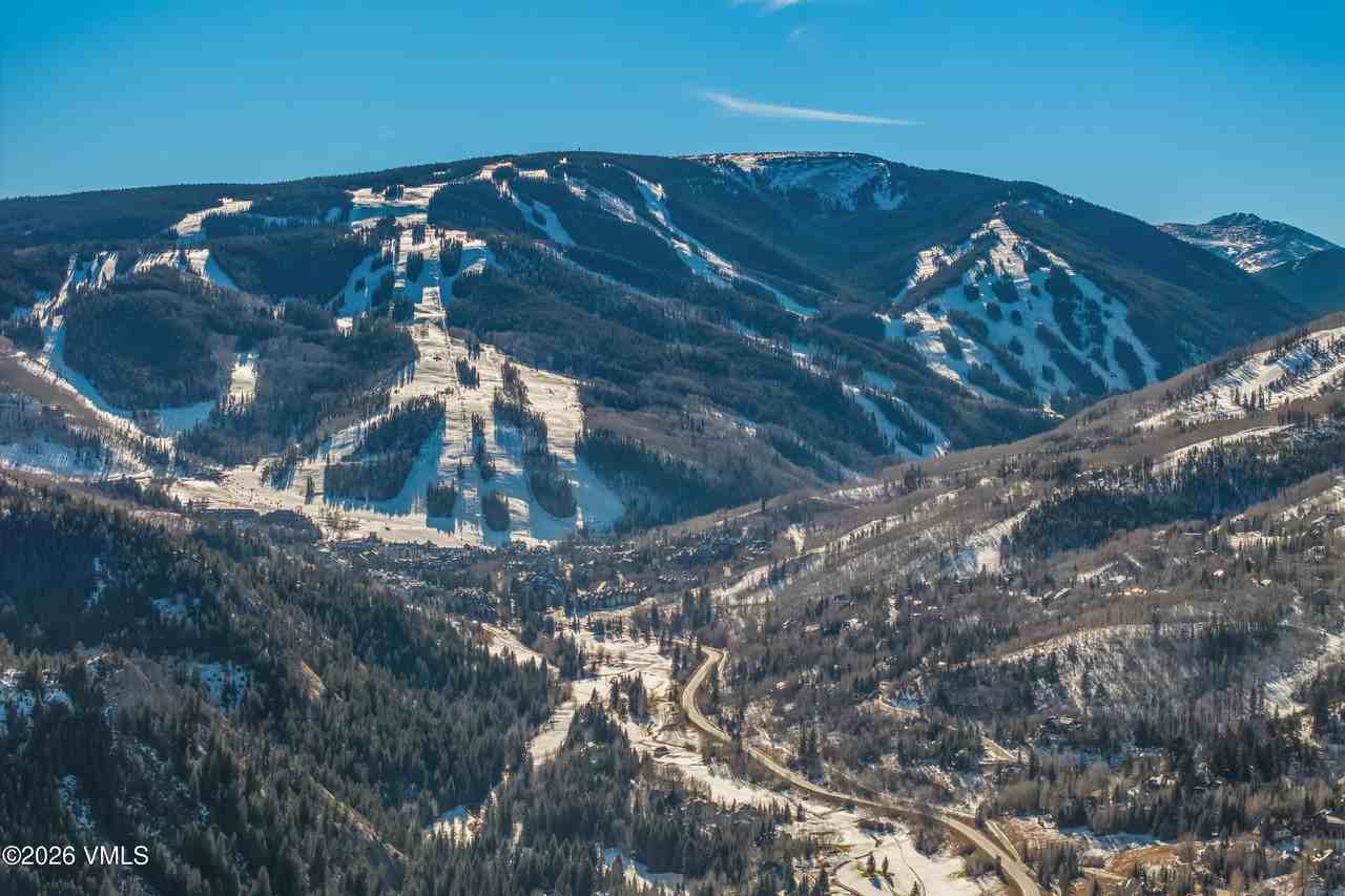 137 Benchmark Rd - Photo 3 of 30