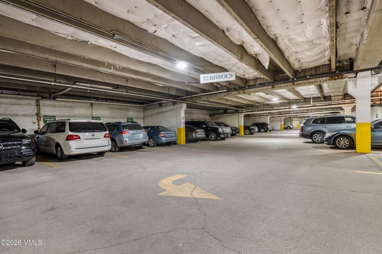 137 Benchmark Rd - Photo 5 of 30