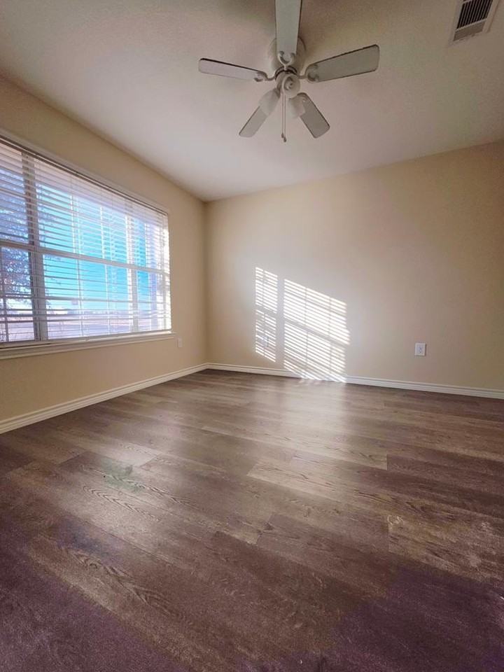 5308 Anetta Dr - Photo 4 of 8