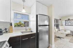 2871 N Ocean Blvd - Photo 7 of 39