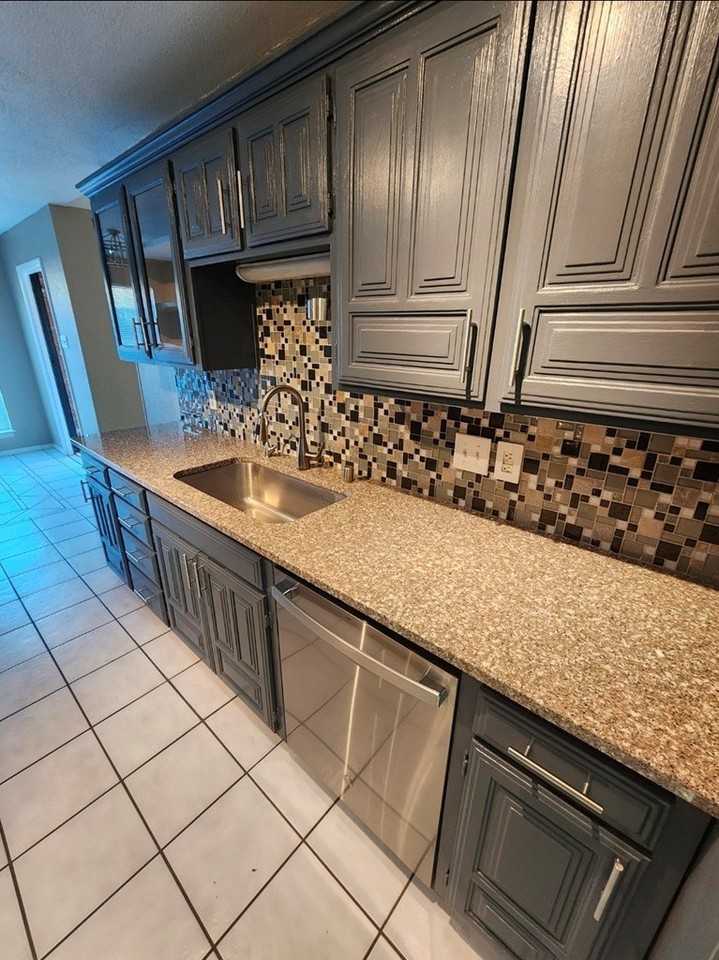 3300 Oakmont Dr - Photo 6 of 27