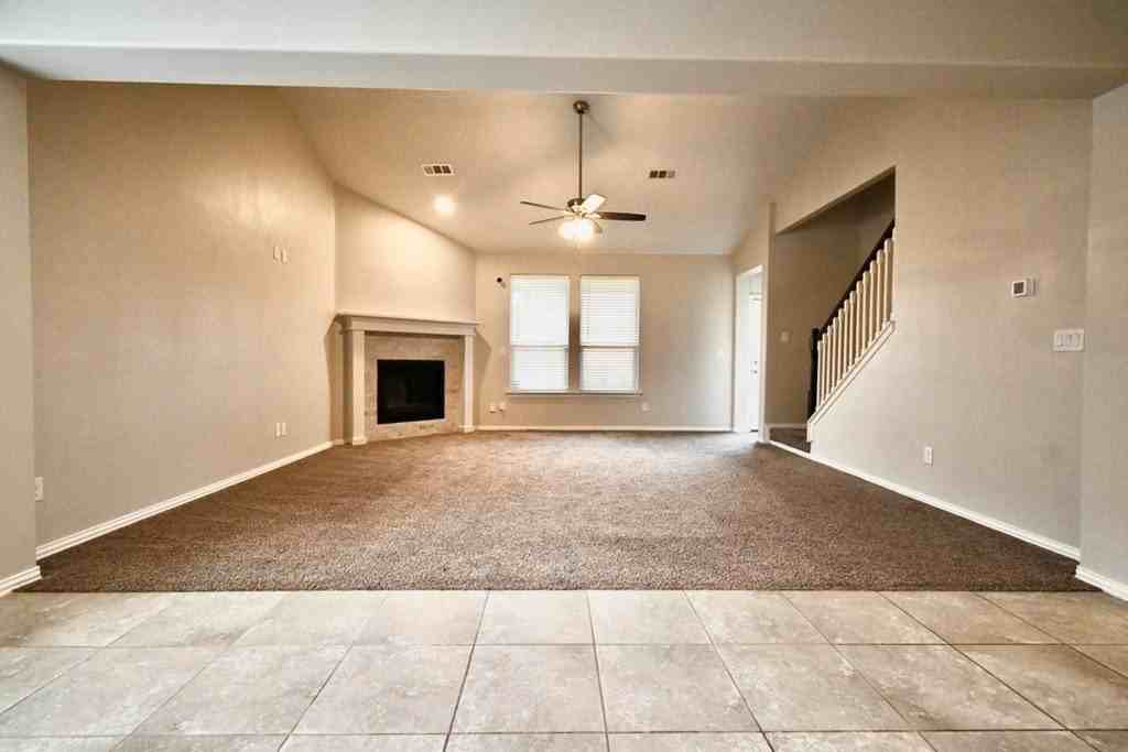 1412 Laguna Meadows Trl - Photo 4 of 11