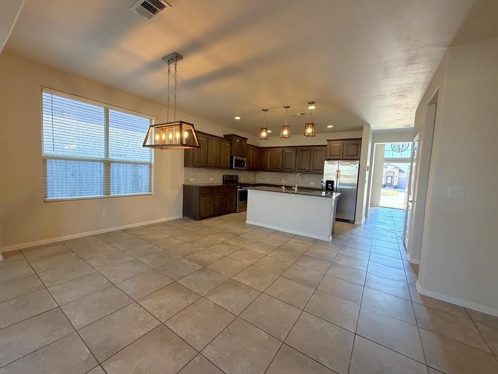 812 July Fourth Rd - Photo 7 of 27