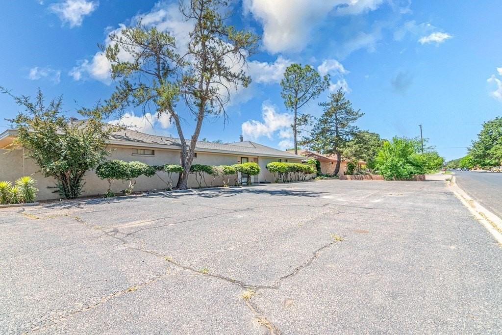 2825 Moss Ave - Photo 2 of 40